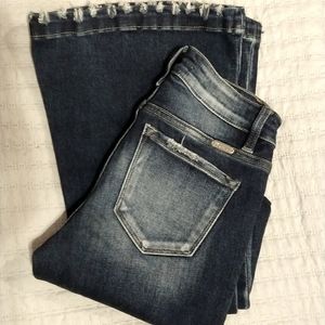 COPY - Women's KanCan mid rise zip up jeans used